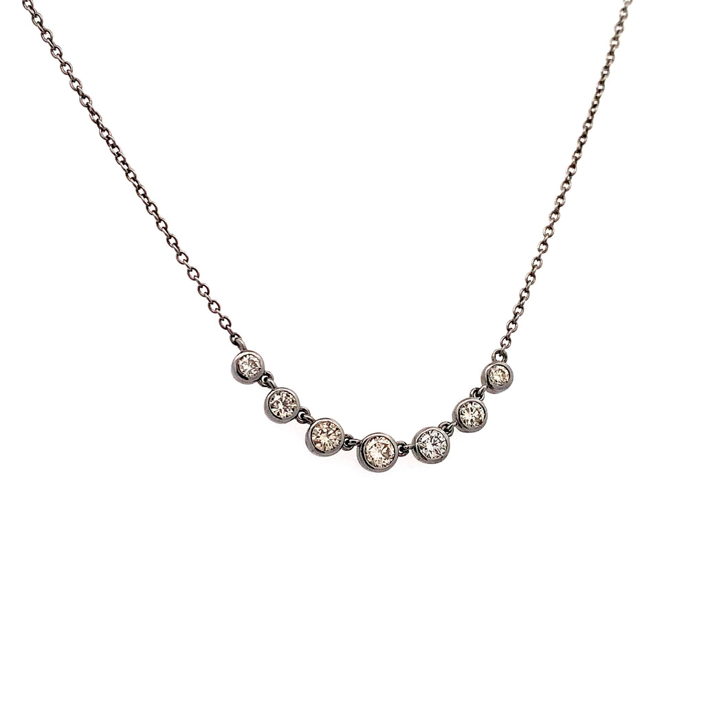 Collar Adaya