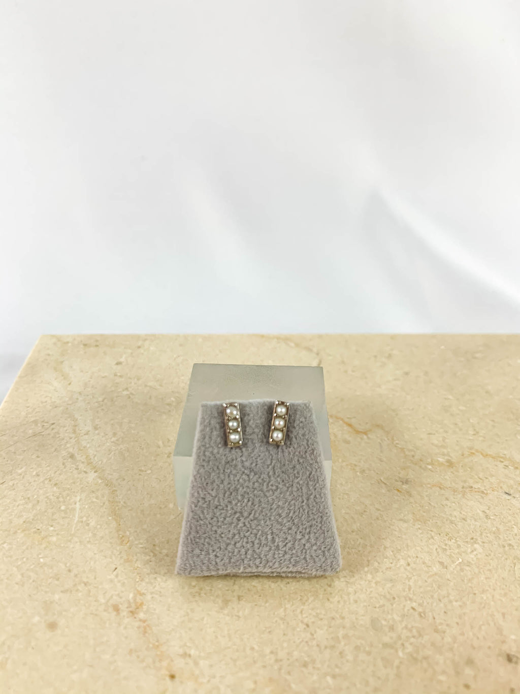 Aretes Agatha